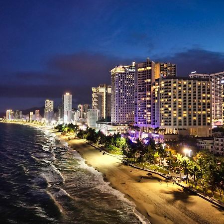 Master'S Gold Coast Apartments Нячанг Экстерьер фото